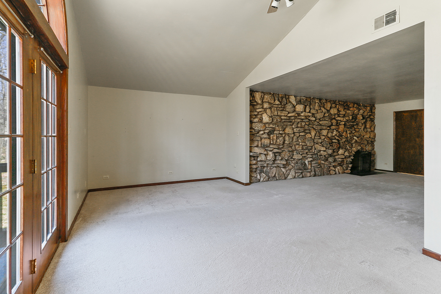 1839 Rainbow Lane Crete, IL 60417 - Photo 4 of 12