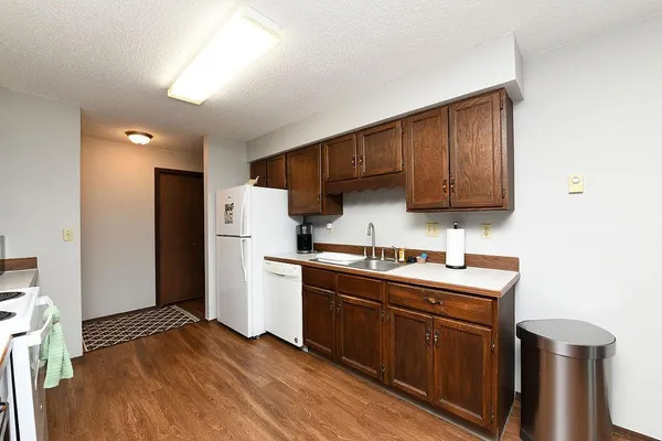$649,900 | 241 6th Avenue South, Casselton, ND 58012
