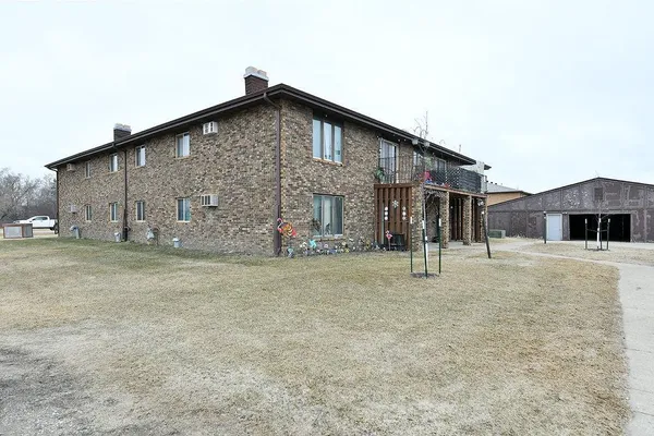 $649,900 | 241 6th Avenue South, Casselton, ND 58012