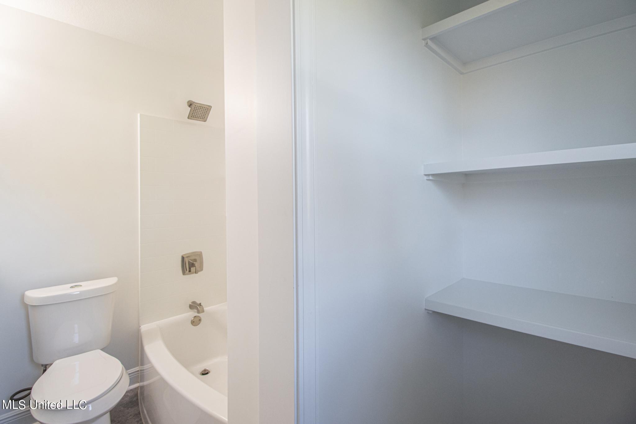 303 Alexander Road Long Beach, MS 39560 - Photo 16 of 21 307 Alexander-107022