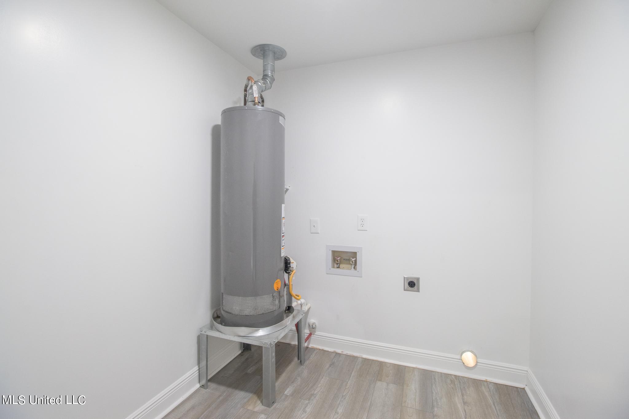 303 Alexander Road Long Beach, MS 39560 - Photo 17 of 21 307 Alexander-107009