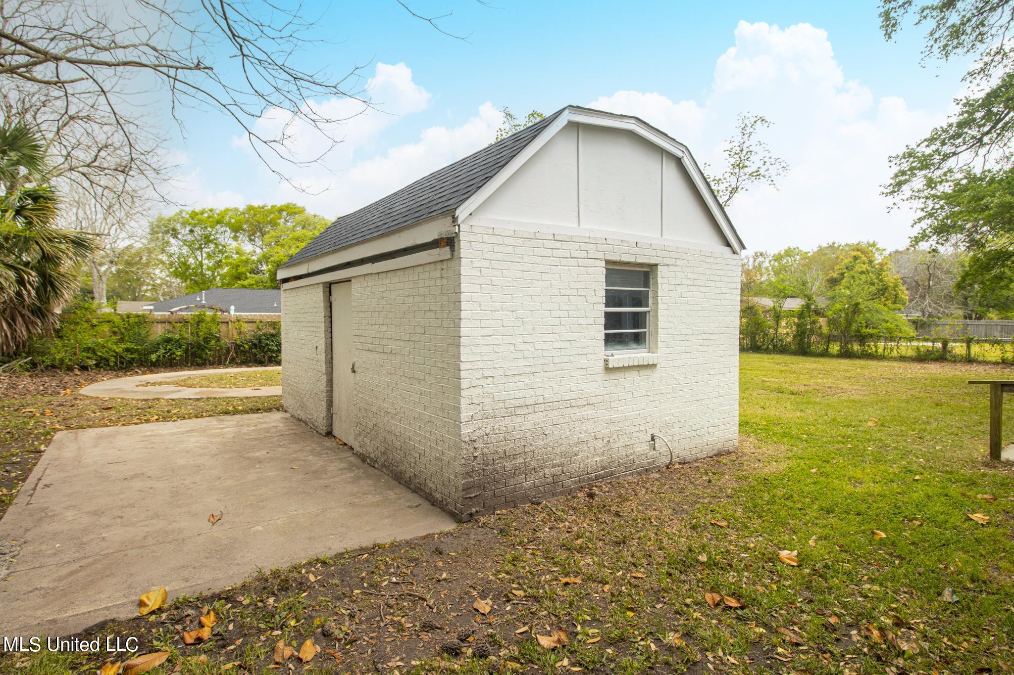 303 Alexander Road Long Beach, MS 39560 - Photo 19 of 21 307 Alexander-107002