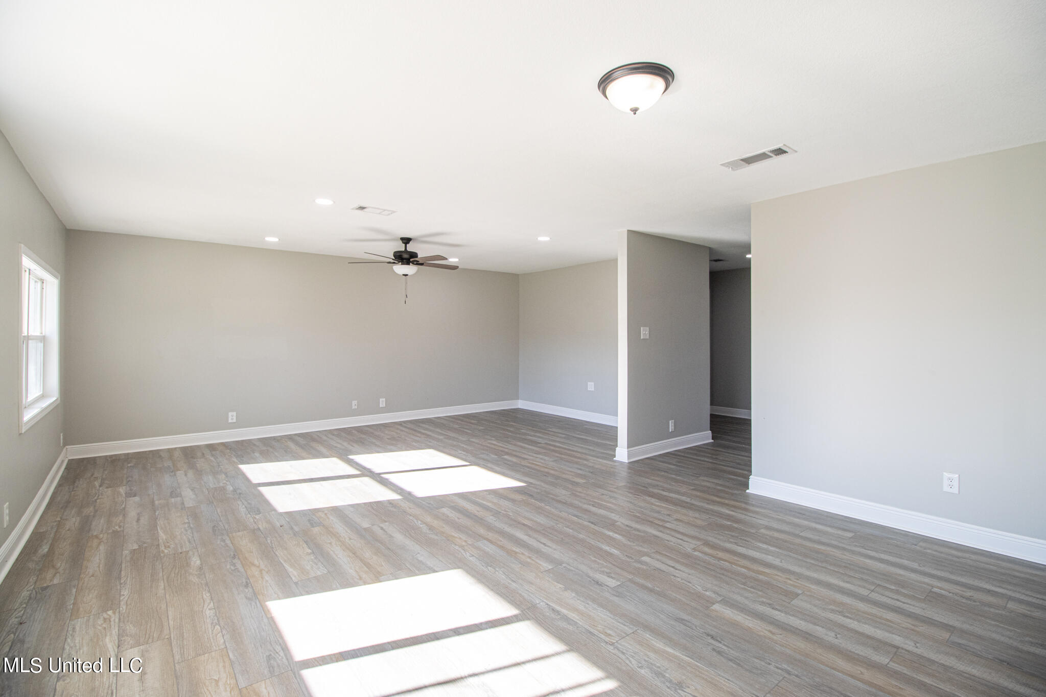 303 Alexander Road Long Beach, MS 39560 - Photo 3 of 21 307 Alexander-107000 (1)