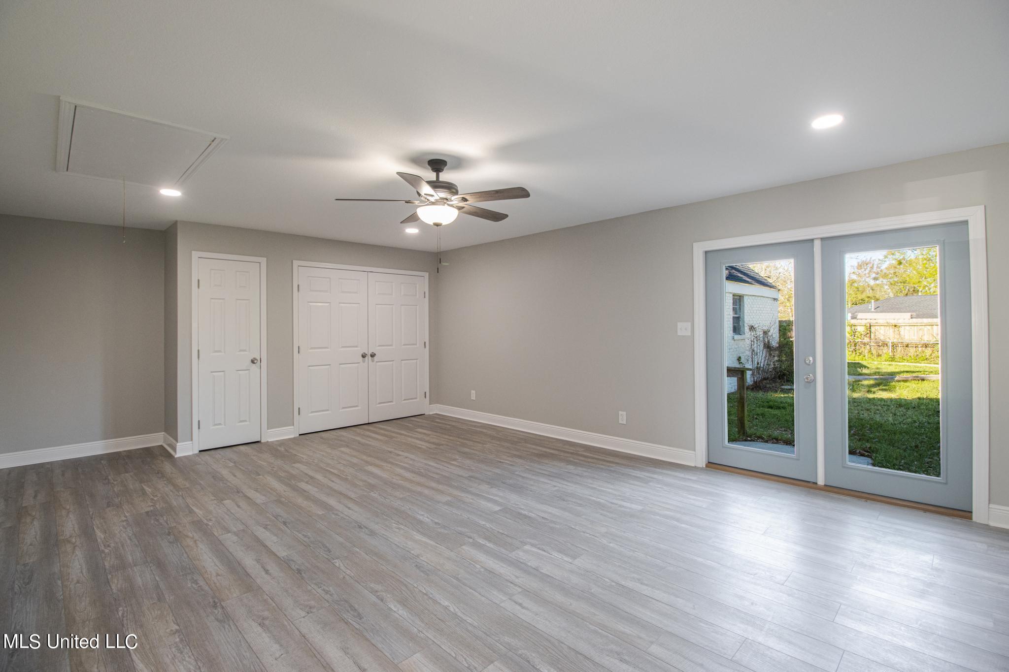 303 Alexander Road Long Beach, MS 39560 - Photo 8 of 21 307 Alexander-107010