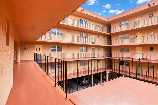$229,900 | 1850 West 56th Street, Unit 2207, Hialeah, FL 33012