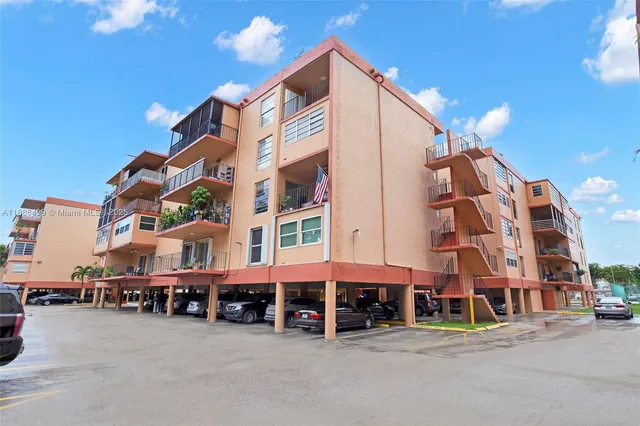 $229,900 | 1850 West 56th Street, Unit 2207, Hialeah, FL 33012