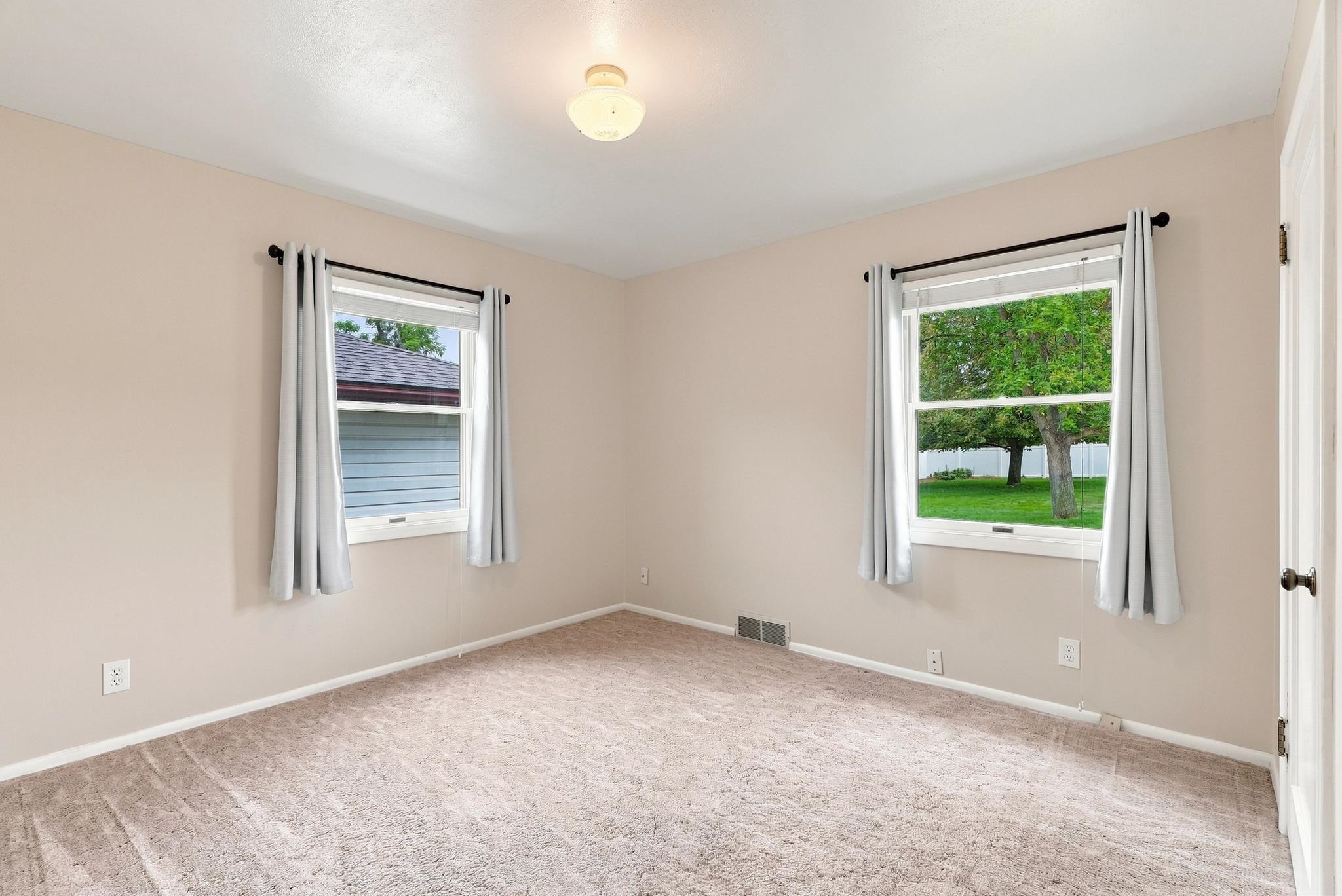 1502 North Oberlin Road Spokane Valley, WA 99206 - Photo 18 of 33 Gallery Image 18