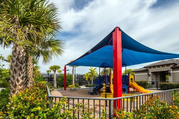 $680,000 | 4486 Crimson Avenue, Naples, FL 34119