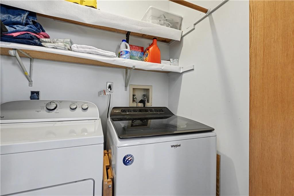 16015 Leavenworth Road Basehor, KS 66007 - Photo 19 of 42