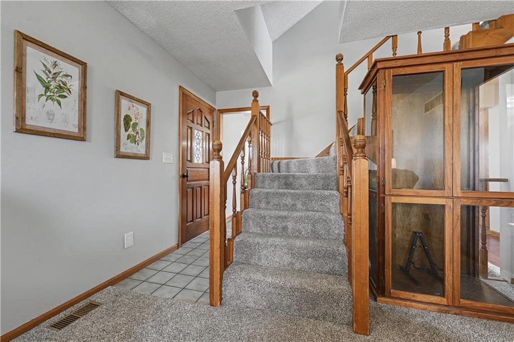 16015 Leavenworth Road Basehor, KS 66007 - Photo 20 of 42