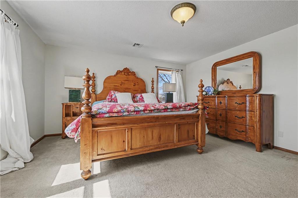 16015 Leavenworth Road Basehor, KS 66007 - Photo 22 of 42