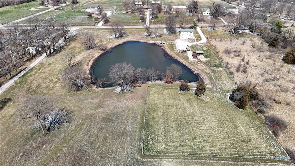 16015 Leavenworth Road Basehor, KS 66007 - Photo 40 of 42