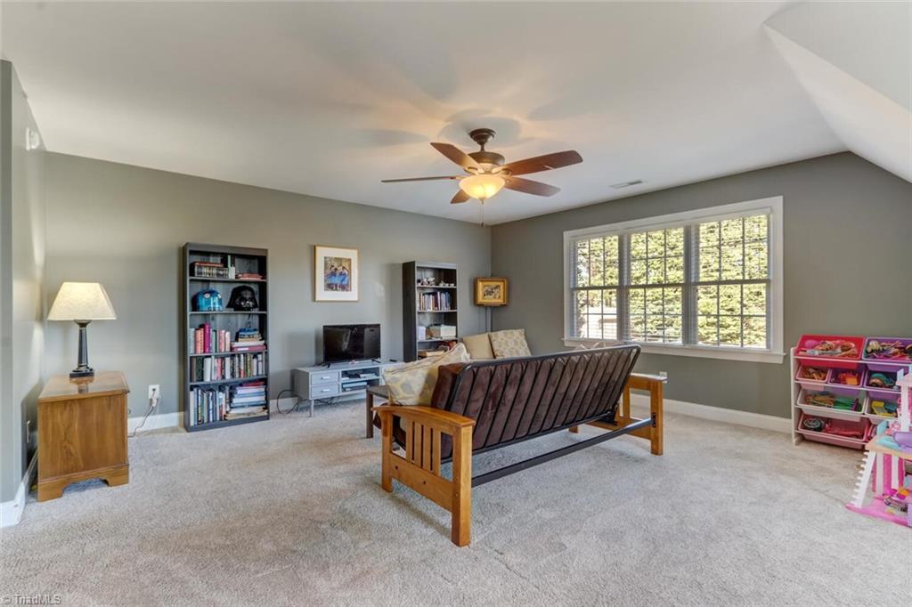 8510 Billet Place Oak Ridge, NC 27310 - Photo 25 of 40