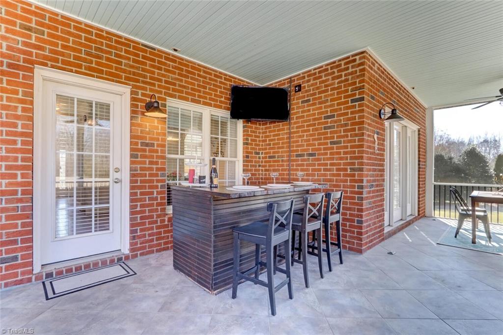 8510 Billet Place Oak Ridge, NC 27310 - Photo 28 of 40