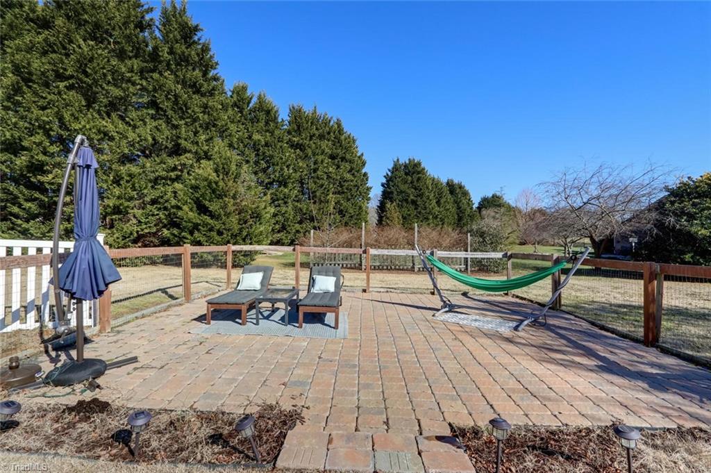 8510 Billet Place Oak Ridge, NC 27310 - Photo 33 of 40