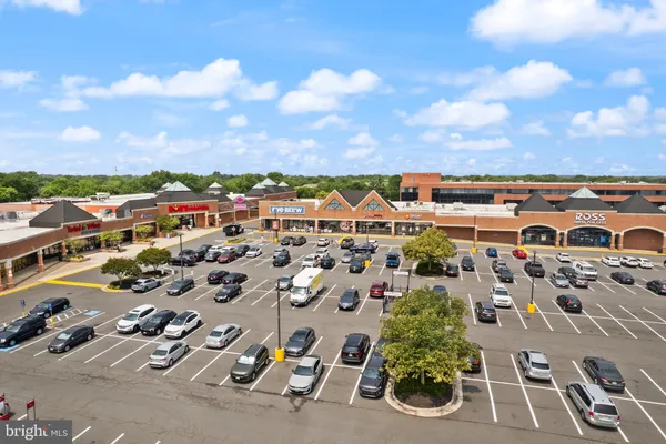 $859,000 | 13109 Poplar Tree Road, Fairfax, VA 22033