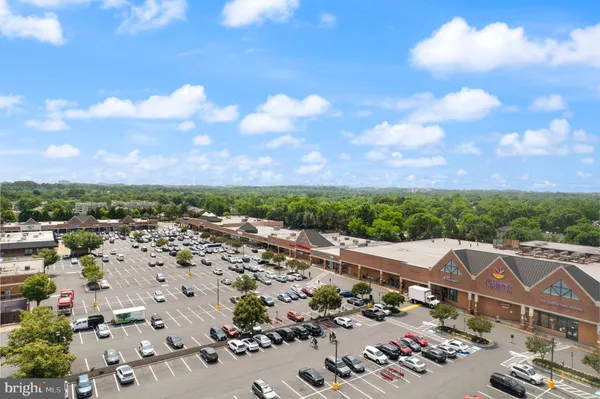 $859,000 | 13109 Poplar Tree Road, Fairfax, VA 22033