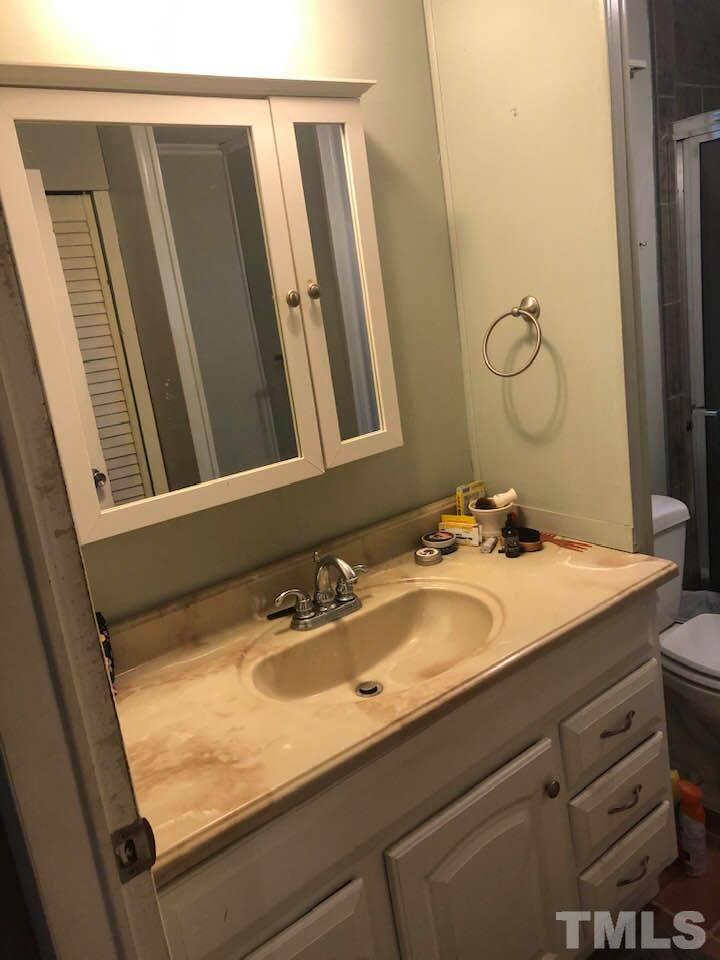 399 East Gordon Road Selma, NC 27576 - Photo 18 of 23 Gallery Image 18