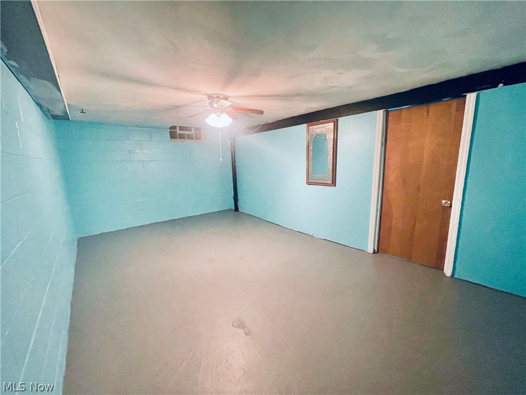 1342 Dill Road Cleveland, OH 44121 - Photo 22 of 35