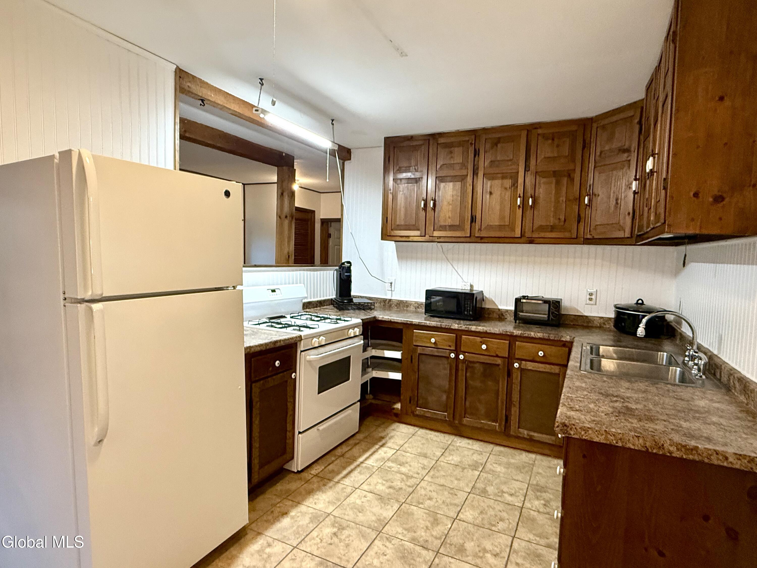 15 Stillman Village Road Petersburgh, NY 12138 - Photo 8 of 12 Kitchen