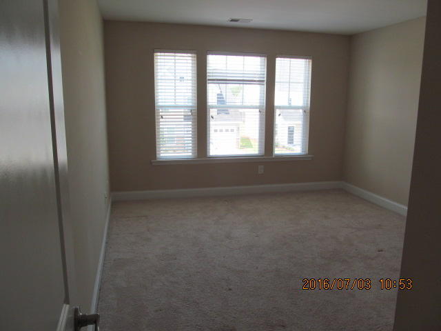 328 Bracken Fern Road Moncks Corner, SC 29461 - Photo 8 of 19 068