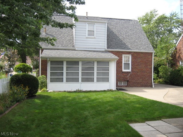 1204 Raff Road Southwest Canton, OH 44710 - Photo 7 of 17 Gallery Image 7