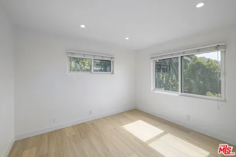 $1,695,000 | 2442 South Coast Highway, Unit 8, Laguna Beach, CA 92651