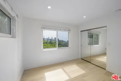 $1,695,000 | 2442 South Coast Highway, Unit 8, Laguna Beach, CA 92651