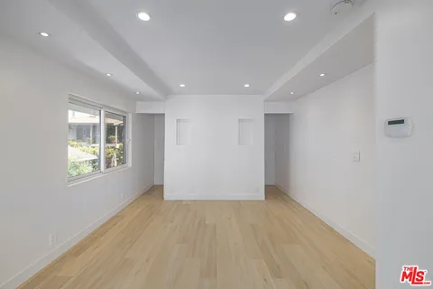 $1,695,000 | 2442 South Coast Highway, Unit 8, Laguna Beach, CA 92651