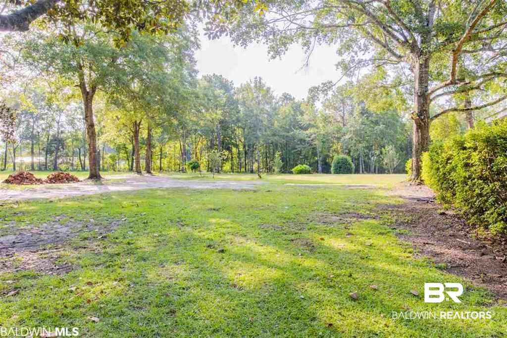 10130 Boynton Road Elberta, AL 36530 - Photo 4 of 23