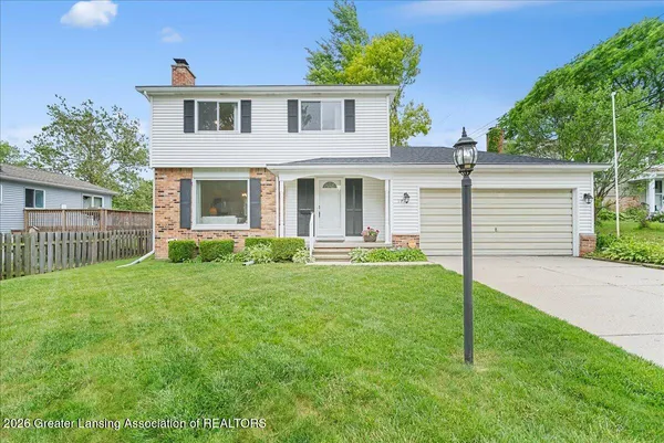 $284,900 | 2714 Groesbeck Avenue, Lansing, MI 48912