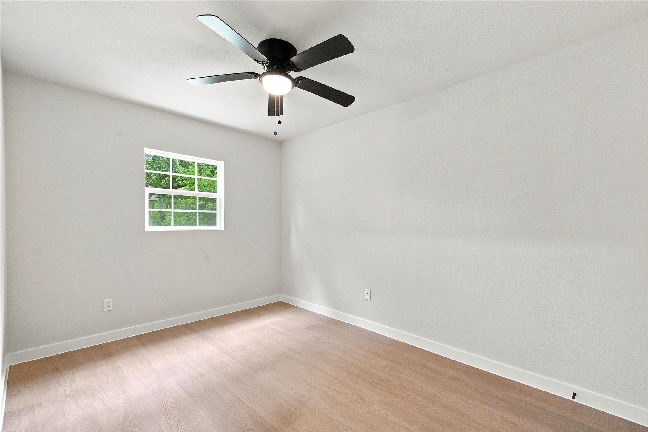 8414 Schiro Road Hitchcock, TX 77563 - Photo 20 of 39