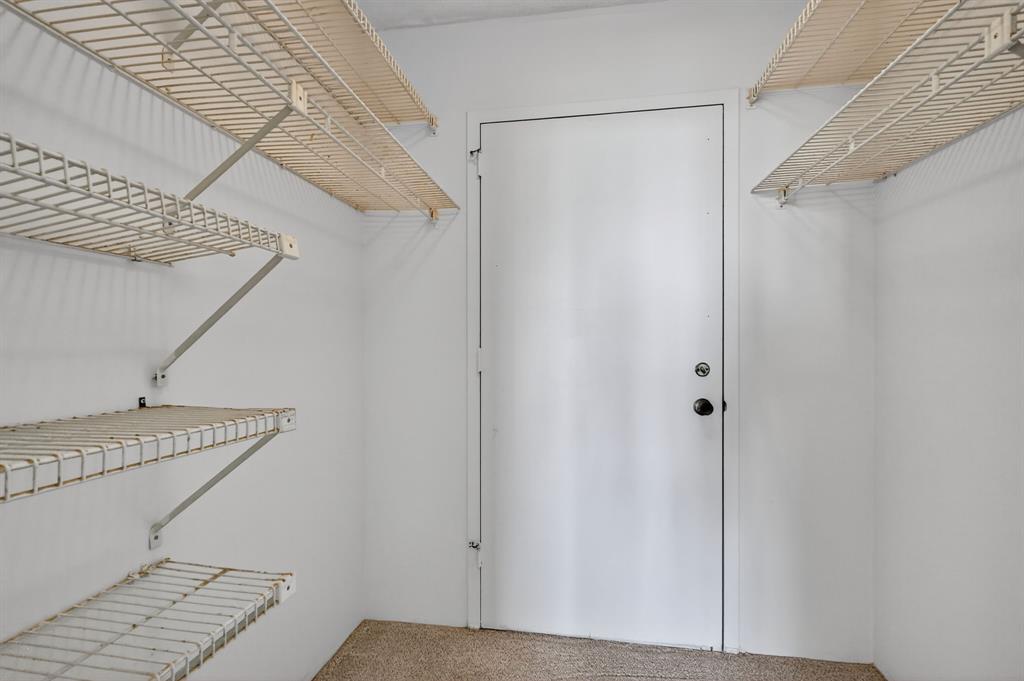 2750 Northeast 183rd Street, Unit 911 Aventura, FL 33160 - Photo 21 of 34 a view of entryway