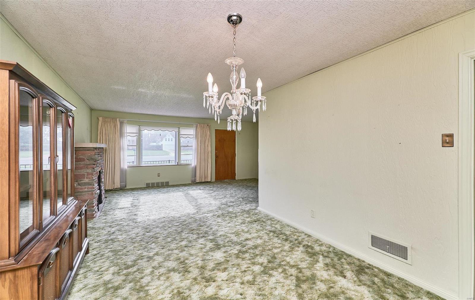 9537 Sappington Road St. Louis, MO 63126 - Photo 12 of 56 Gallery Image 12