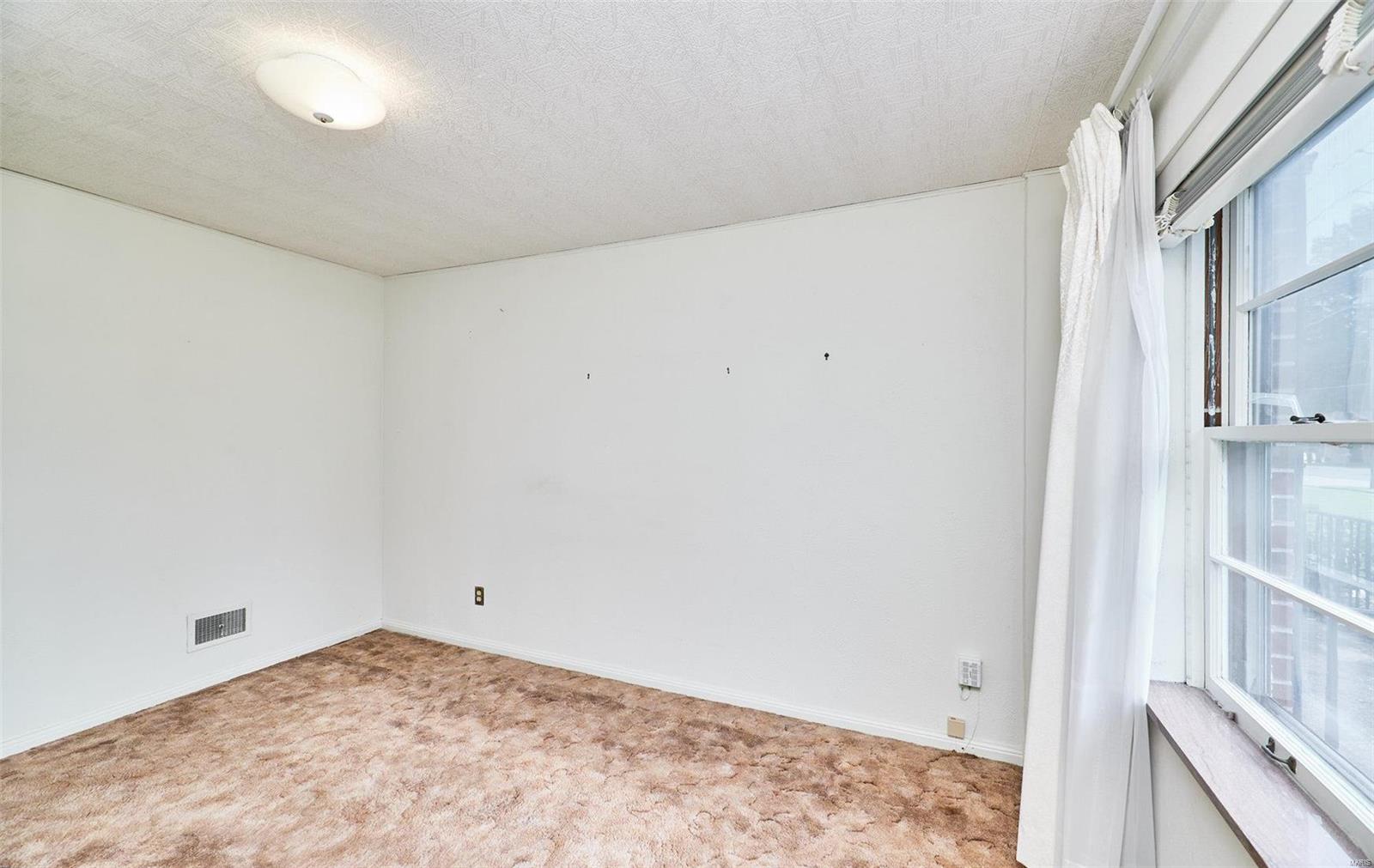 9537 Sappington Road St. Louis, MO 63126 - Photo 30 of 56 Gallery Image 30