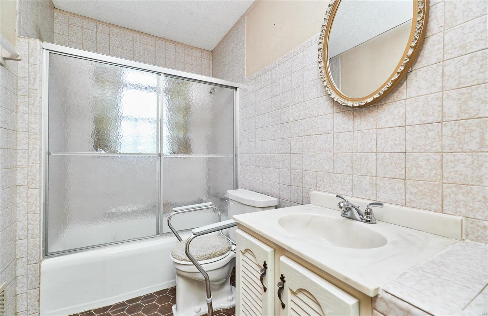 9537 Sappington Road St. Louis, MO 63126 - Photo 31 of 56 Gallery Image 31