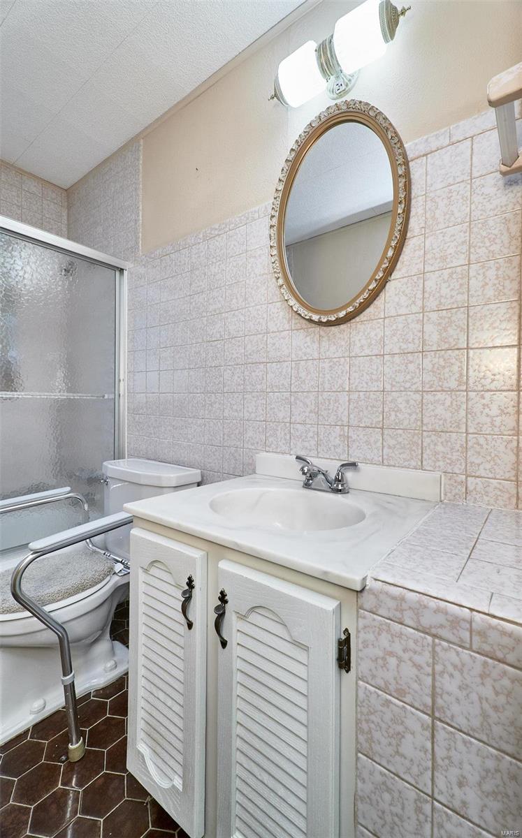 9537 Sappington Road St. Louis, MO 63126 - Photo 32 of 56 Gallery Image 32