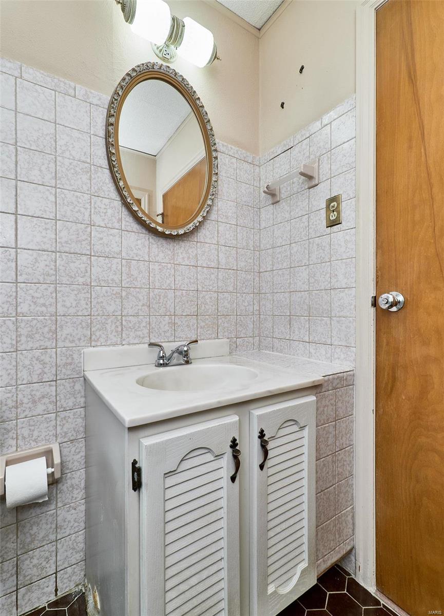 9537 Sappington Road St. Louis, MO 63126 - Photo 33 of 56 Gallery Image 33