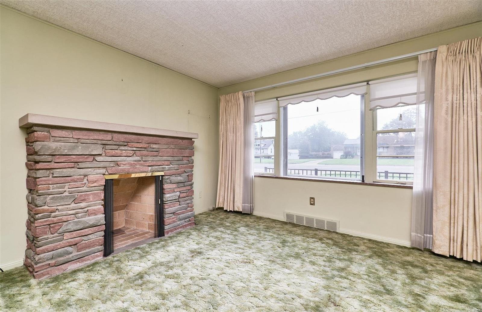 9537 Sappington Road St. Louis, MO 63126 - Photo 10 of 56 Gallery Image 10