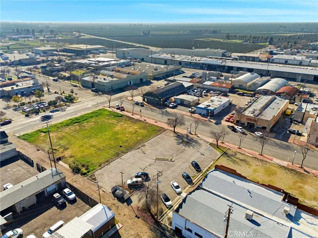 $199,000 | 190 South Elmwood Avenue, Lindsay, CA 93247