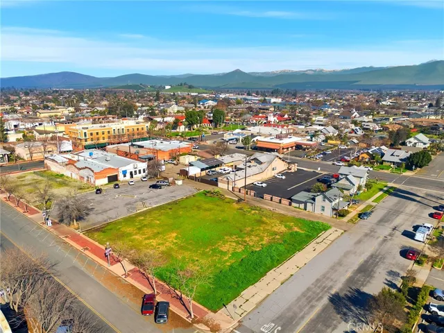 $199,000 | 190 South Elmwood Avenue, Lindsay, CA 93247