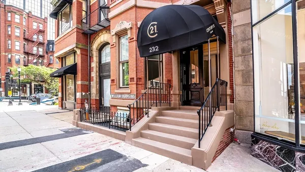 $7,250 | 232 Clarendon Street, Unit 2, Boston, MA 02116