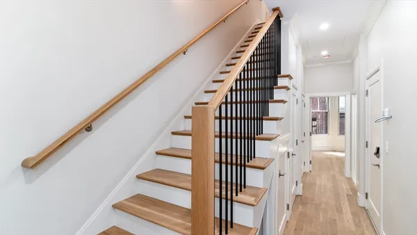 $7,250 | 232 Clarendon Street, Unit 2, Boston, MA 02116