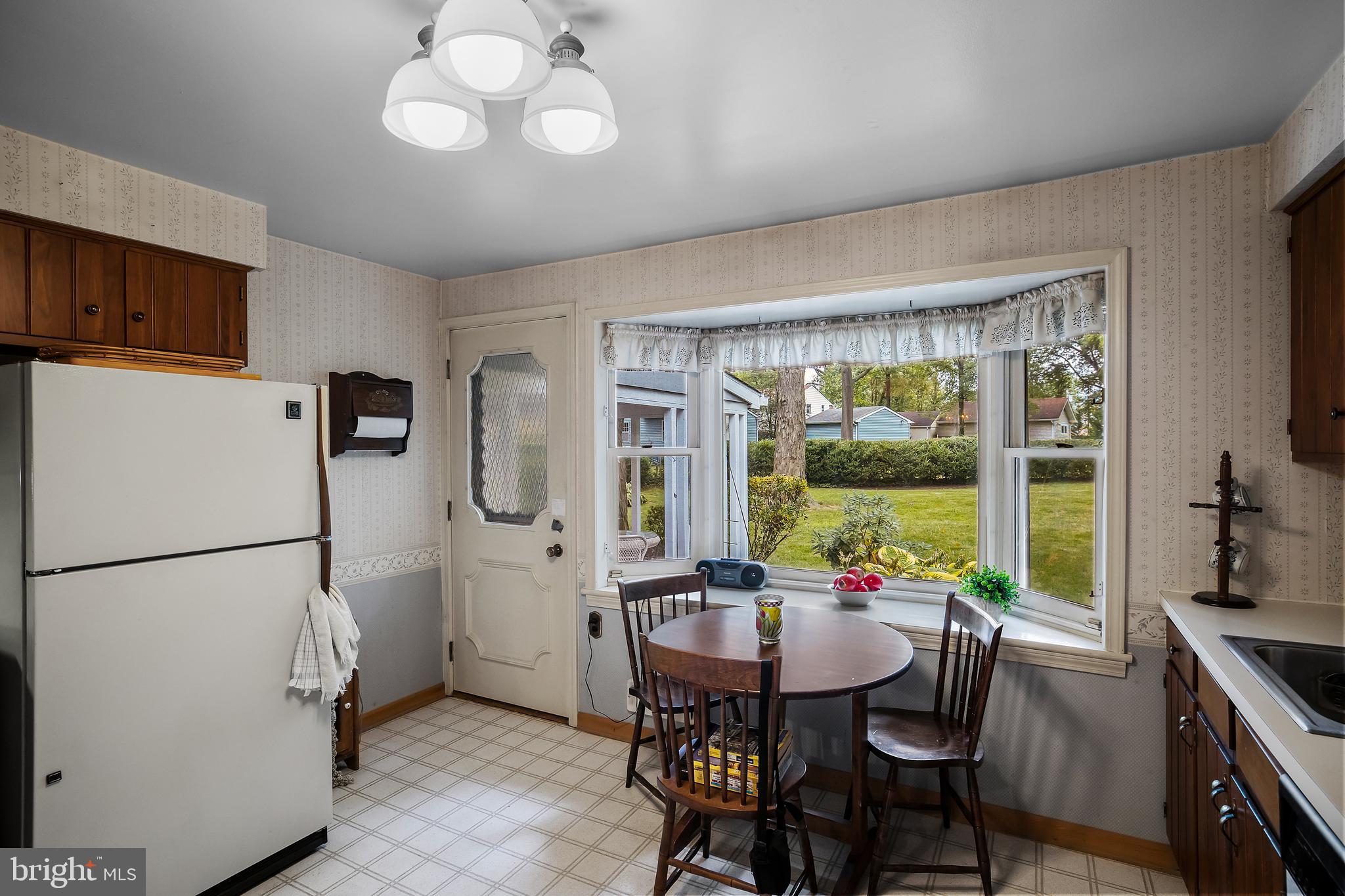 332 Wayland Road Cherry Hill, NJ 08034 - Photo 15 of 35