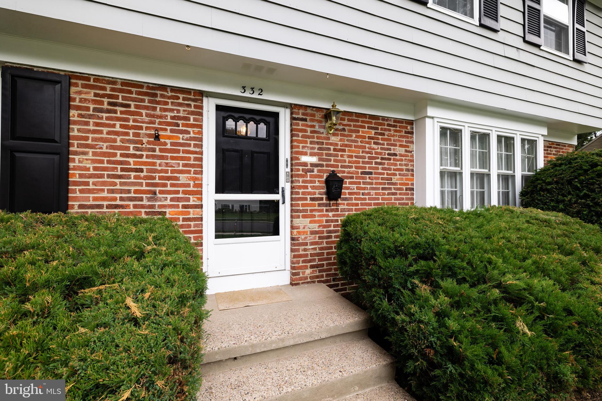 332 Wayland Road Cherry Hill, NJ 08034 - Photo 3 of 35