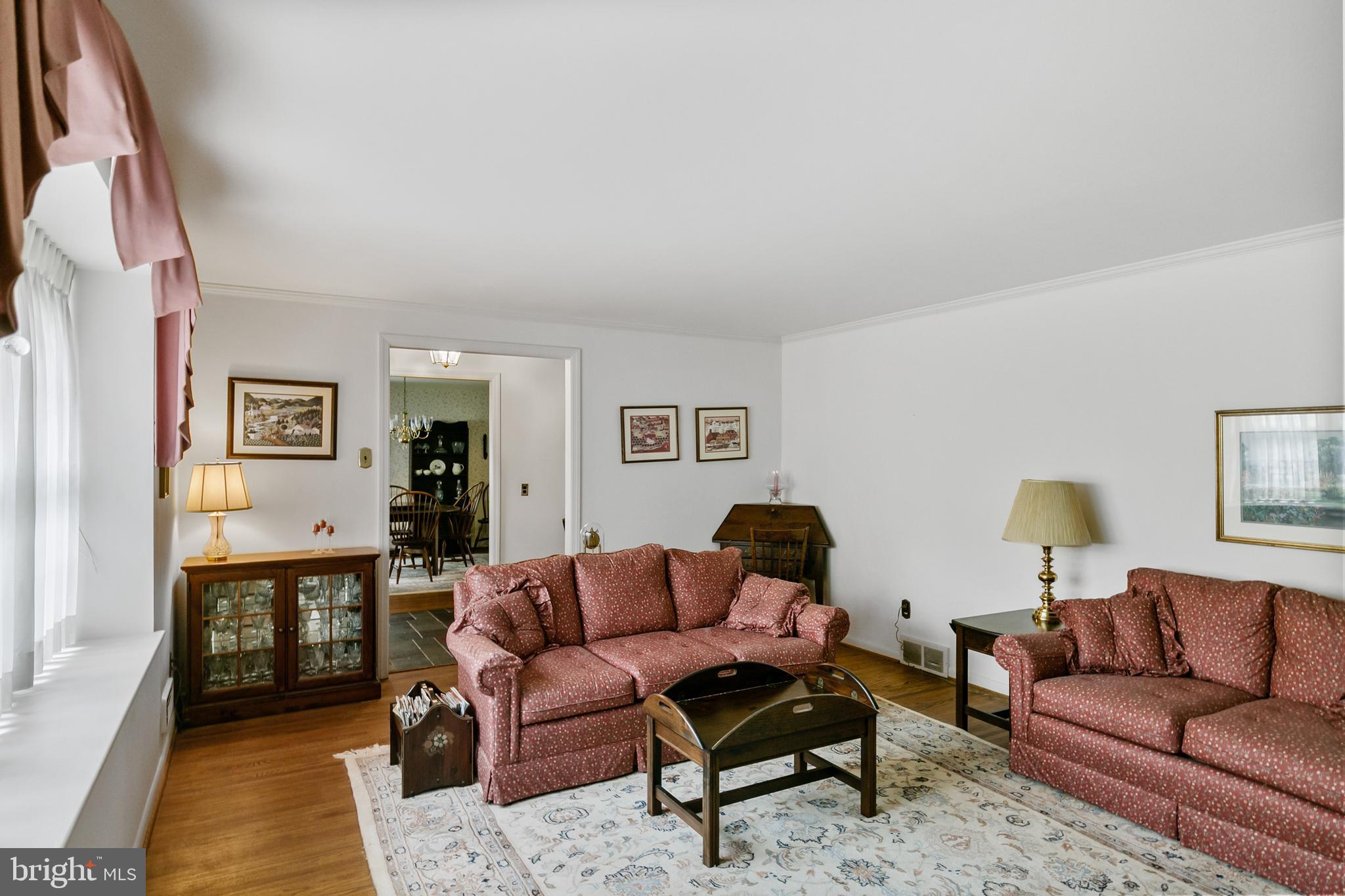 332 Wayland Road Cherry Hill, NJ 08034 - Photo 9 of 35