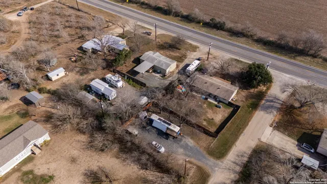 $450,000 | 505 Highway 173, Hondo, TX 78861