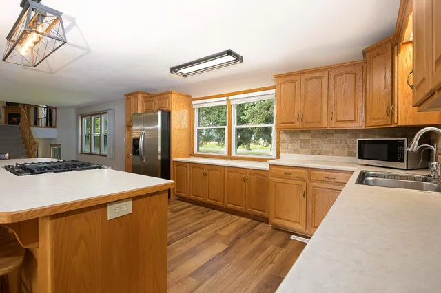 $449,900 | 38746 County Road 1, Sartell, MN 56377