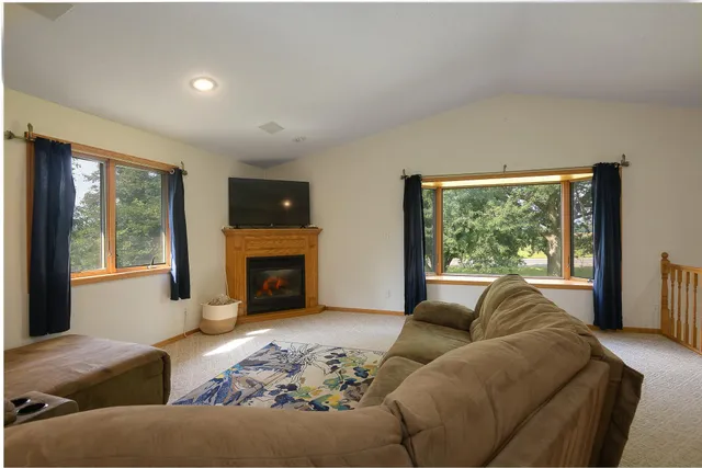 $449,900 | 38746 County Road 1, Sartell, MN 56377