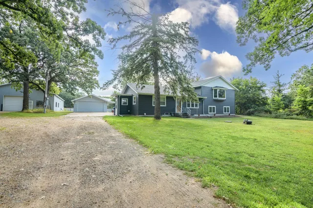 $449,900 | 38746 County Road 1, Sartell, MN 56377